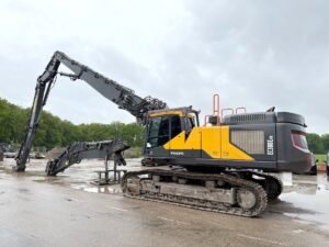 Volvo EC380E HR UHD demolition excavator