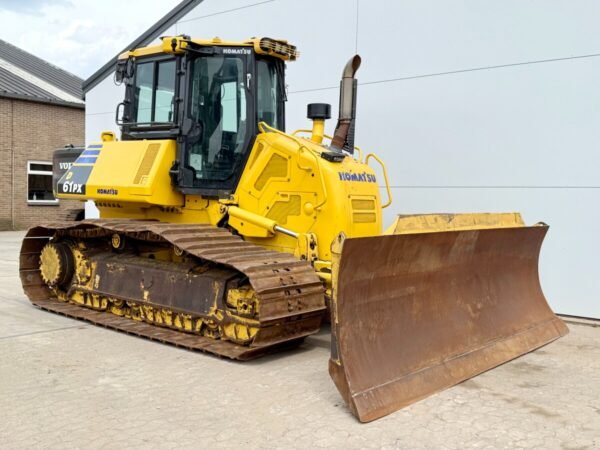 Komatsu D61PX-24