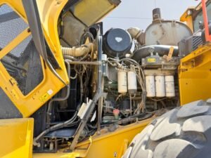 Volvo L220H Wheel Loader for Sale with Bucket Included