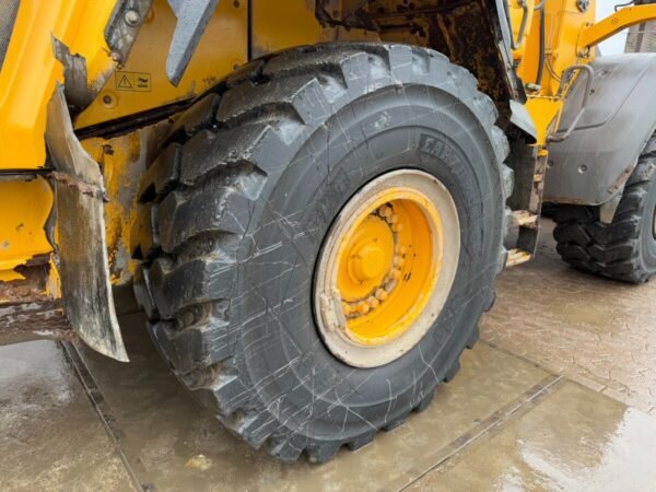 Volvo L120G Wheel Loader for Sale
