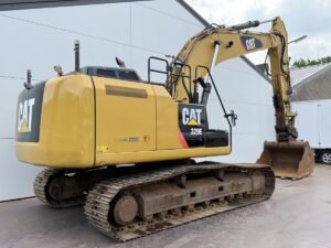 Caterpillar 329EL excavator