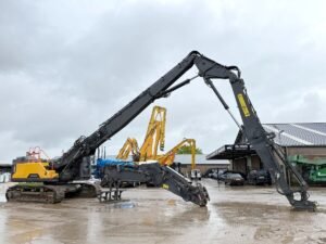 Volvo EC380E HR UHD demolition excavator