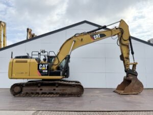Caterpillar 329EL excavator