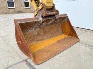 Caterpillar 323FL Z‑Line Full Electric Excavator