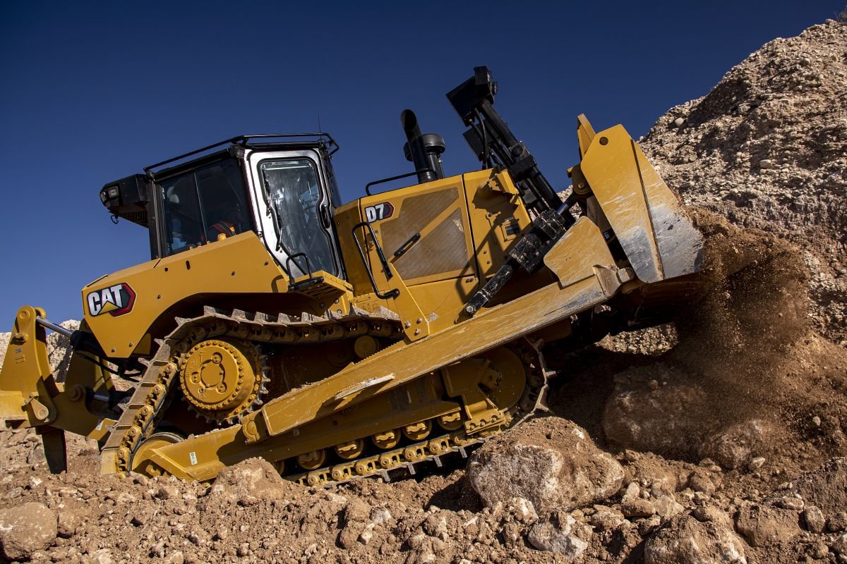 CAT D6 vs D7 vs D8 in Sharjah