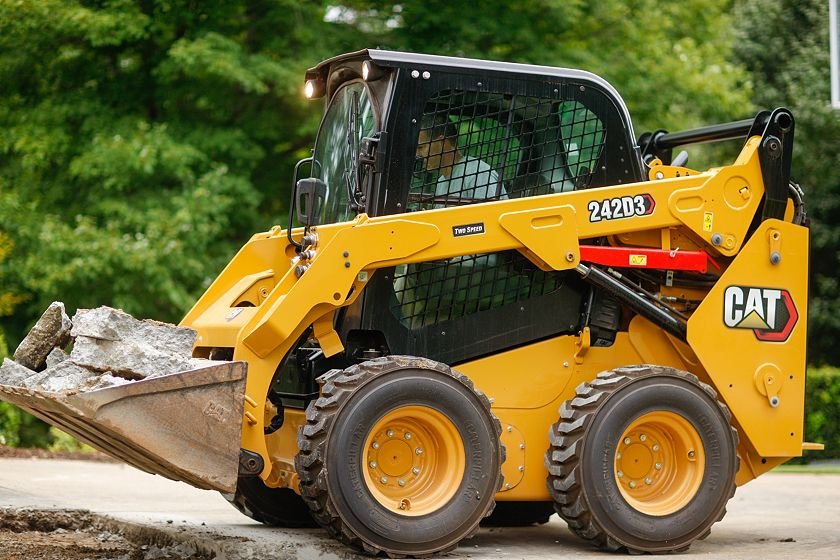 Skid Steer Loader Rental in Paris