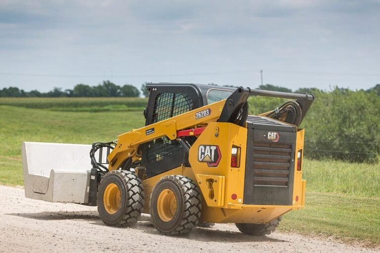 Skid Steer Loader Rental in Paris