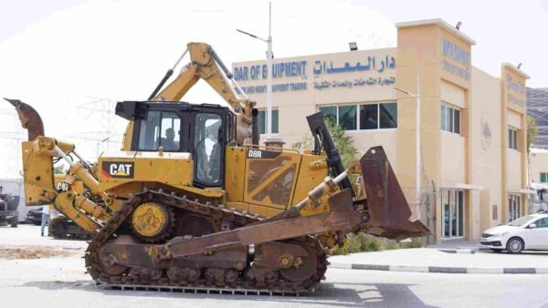 CAT-D8R-Bulldozer-2.jpg CAT D8R Bulldozer