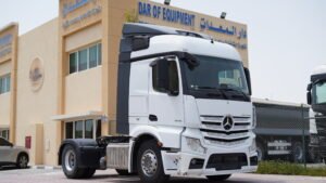 DSC01714-scaled-1.jpg Truck Tractors