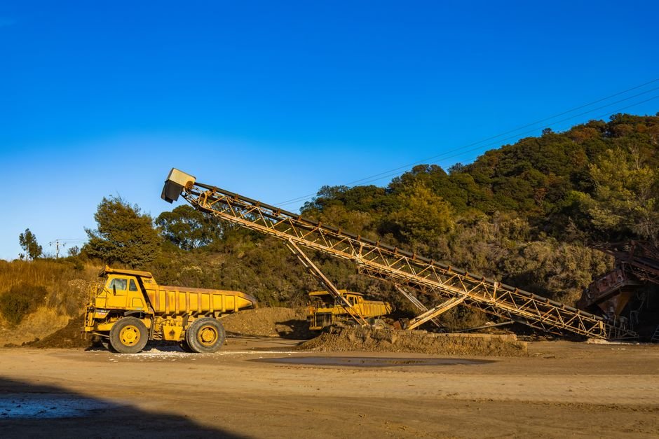 Articulated Dump Truck Tires for Sale - image 3