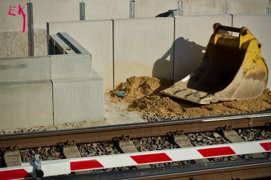 Excavator Rubber Tracks for Sale — image 4