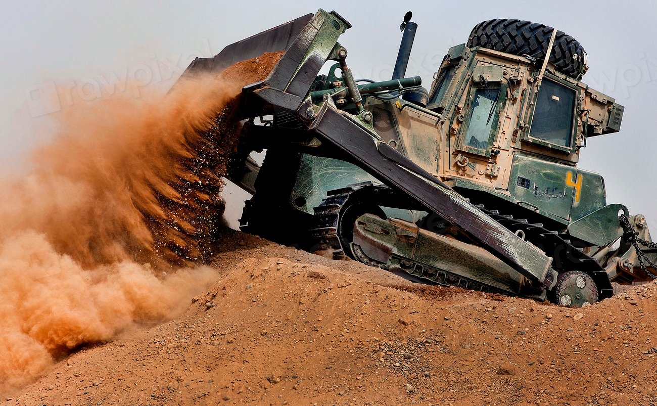 Excavator for Sale in Abu Dhabi 2 Heavy Construction Equipment for sale — Buy Heavy Machines