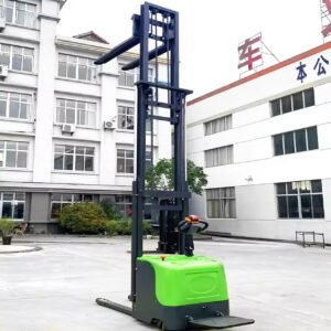 fast-delivery-2000kg-self-lift-stacker