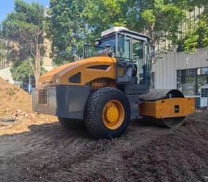 single-steel-wheel-asphalt-roller-tire
