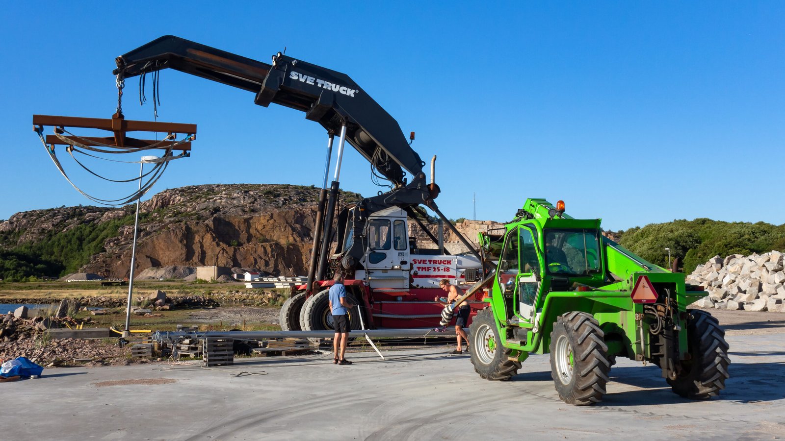 Telehandler vs Forklift: Which Is Right for Your Site? 1 Telehandler — Buy Heavy Machines